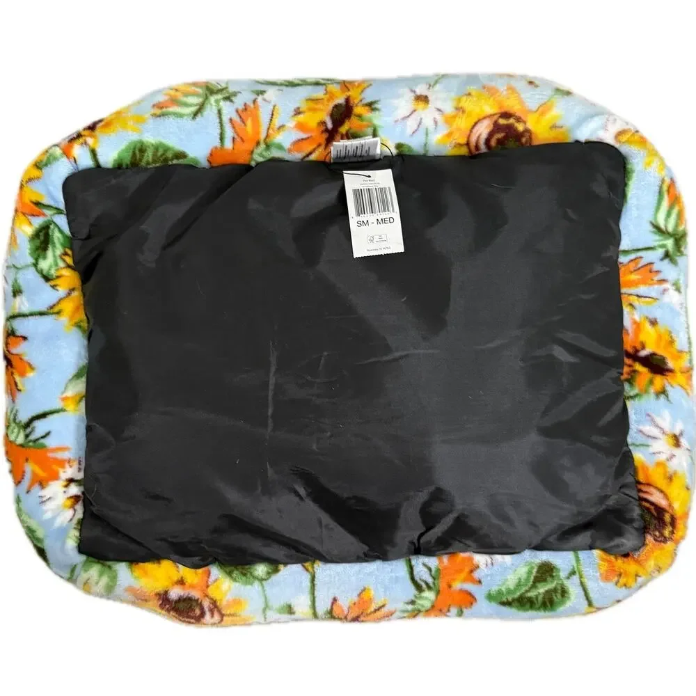 Vera Bradley Pet Bed in Sunflower Sky - Small - Medium - 26200 Lt. Blue Yellow
